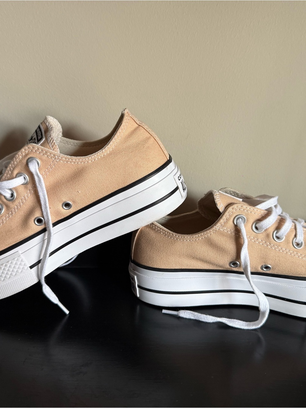 Converse Chuck Taylor All Star Lift Platform Sneakers Women’s 7 Beige - Picture 4 of 6